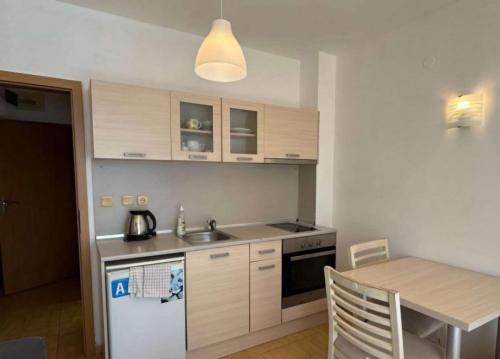 WhatsApp-Image-2025-03-08-at-08.35.07-4